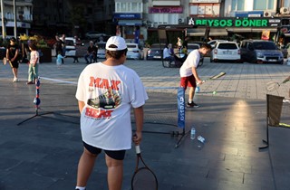 Gemlik’te Tenis Coşkusu Yaşandı